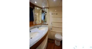 Azimut  68