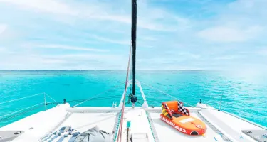 Outremer  51
