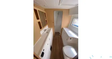Lagoon  42