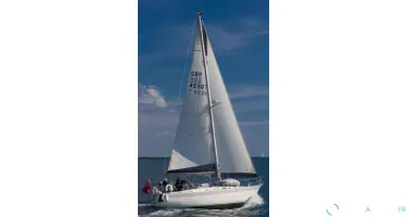 Wauquiez Hood 38