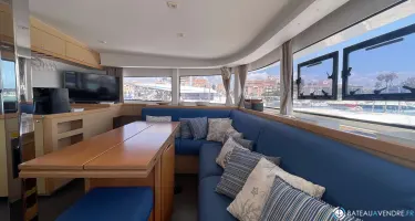 Lagoon  42