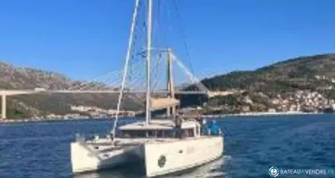 Lagoon  400 S2