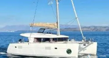 Lagoon  400 S2