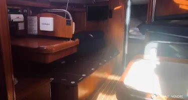 Hunter  38