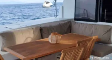 Fountaine Pajot Lucia 40