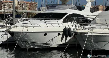 Azimut  50 Fly
