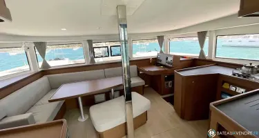 Lagoon  42