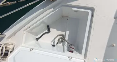 Sealine  S330