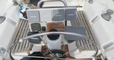 Hunter  40
