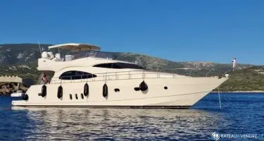 Cayman  62 Fly