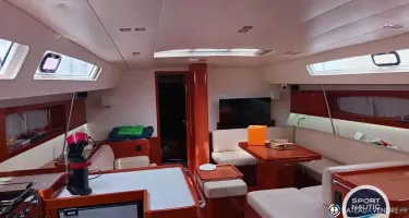 Beneteau Oceanis 58