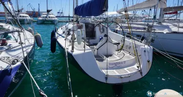 Elan  37