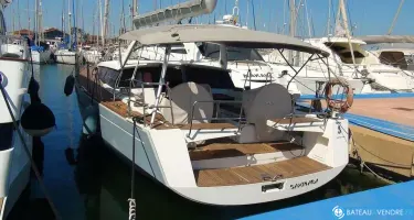 Beneteau Sense 43