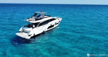 Ferretti  670