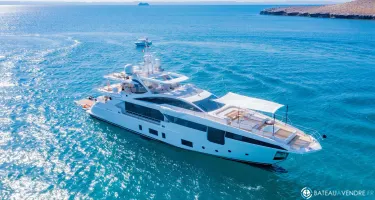 Azimut Grande 35