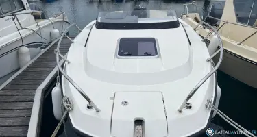 Quicksilver Activ 555 Cabin