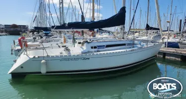 Beneteau First 325