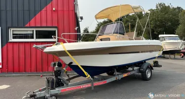 Selection Boats Aston 21
