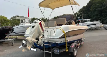 Selection Boats Aston 21