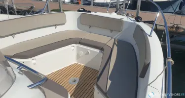 Jeanneau Cap Camarat 7.5 CC Serie 2