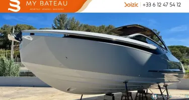 Fairline  33