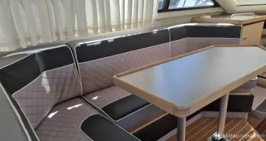 Bayliner  2858 Fly