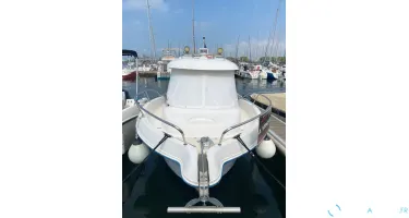 Quicksilver Pilothouse 580
