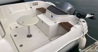 Quicksilver  580 Pilothouse
