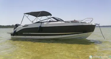 Quicksilver Activ 755 Bowrider