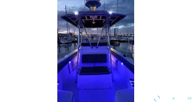 Boston Whaler  26 Outrage