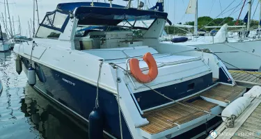 Ferretti Altura 47