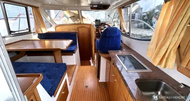 Galeon  280 Fly