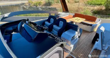 Fairline  33