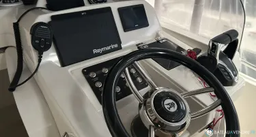 White Shark  280 CC Evo