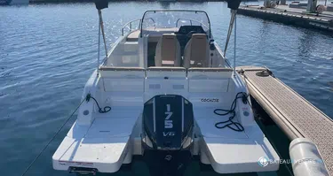 Quicksilver Activ 675 Sundeck
