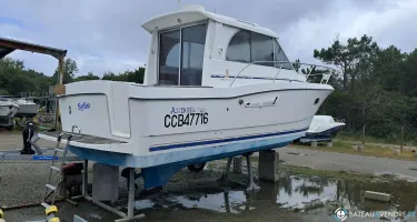 Beneteau Antares 760