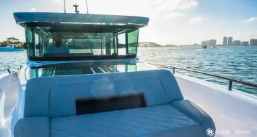 Axopar  37 XC Cross Cabin