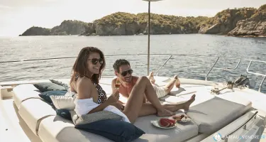 Prestige Yachts Prestige 590 Fly