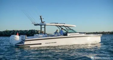 Axopar  37 Suntop