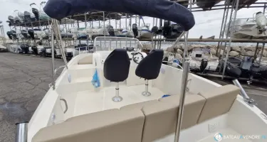 Quicksilver  675 Sundeck