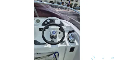 B2 Marine Cap Ferret 752 Day Cruiser