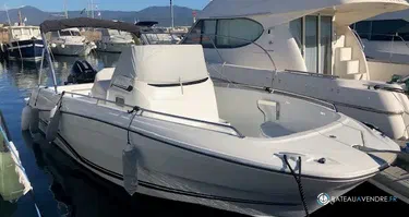 Jeanneau Cap Camarat 7.5 CC