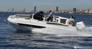 Karnic R8