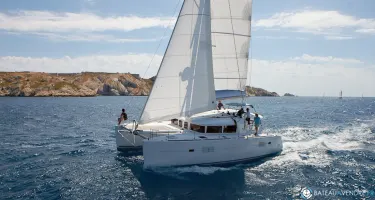 Lagoon  400