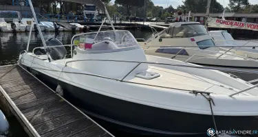 B2 Marine CAP FERRET 522 SUNDECK