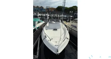 B2 Marine CAP FERRET 522 SUNDECK