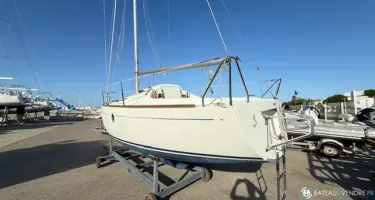 Beneteau First 211