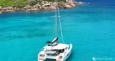 Lagoon  42