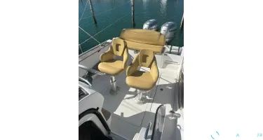 Sessa Marine Key Largo 26