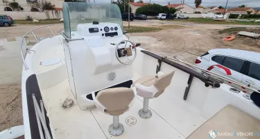 Sessa Marine Key Largo 22